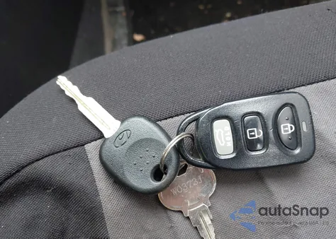 2017 Hyundai Elantra Se from USA, damaged, VIN 5NPD84LF8HH145528